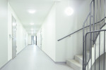 Energibesparende belysning for korridorer og trappeoppganger. Spar opptil 90% av energiforbruket.