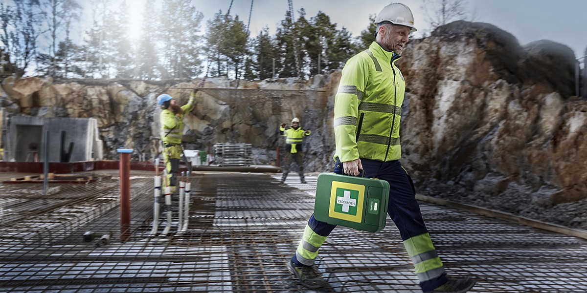 Hva bør førstehjelpssettet ditt inneholde?