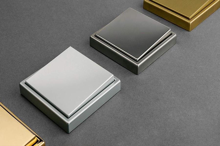 Eksklusivt design: LS 990 brytere i metall