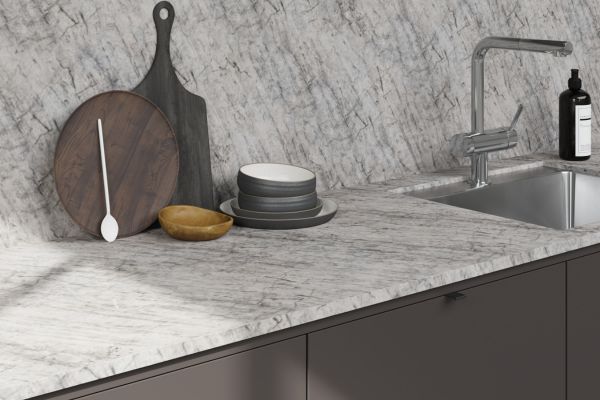 Nyhet fra Sigdal: Laminat-benkeplater i realistisk steinimitasjon