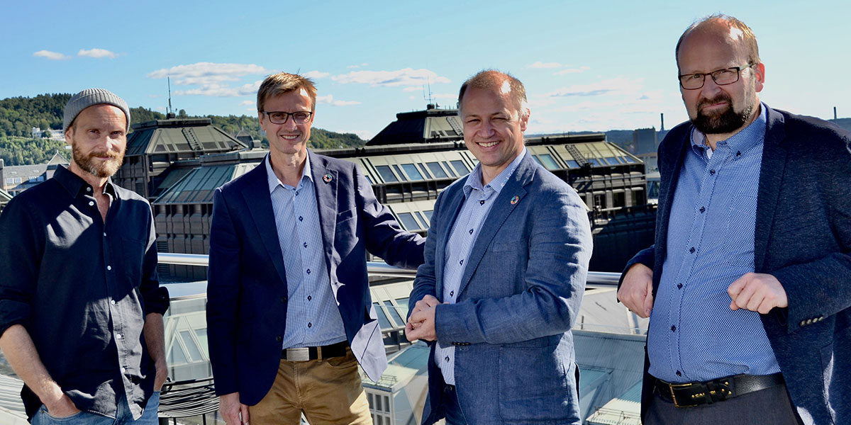 <!-- FldStartCAPTION -->Fra venstre; August Flatby Founder + CTO Unloc AS, Kjetil Lundberg daglig leder SALTO Systems AS, René Tofte Product Manager SALTO Systems Nordic, Terje Skog Jensen Head of Sales Unloc AS<!-- FldEndCAPTION -->
