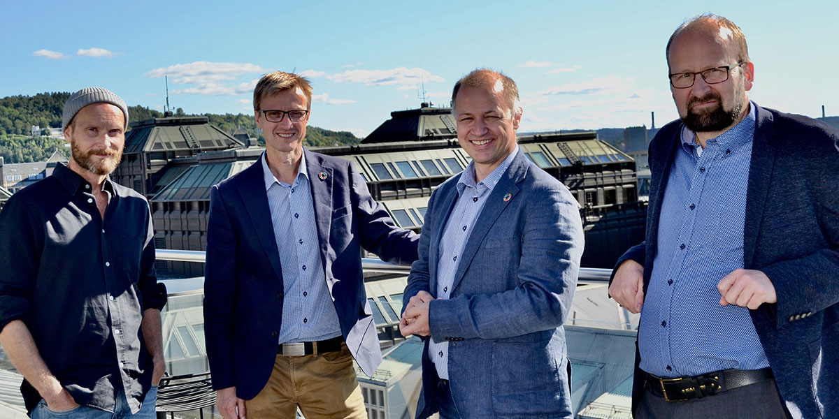 <!-- FldStartCAPTION -->Fra venstre; August Flatby Founder + CTO Unloc AS, Kjetil Lundberg daglig leder SALTO Systems AS, René Tofte Product Manager SALTO Systems Nordic, Terje Skog Jensen Head of Sales Unloc AS<!-- FldEndCAPTION -->