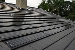 Solceller i Linea tegltagsten