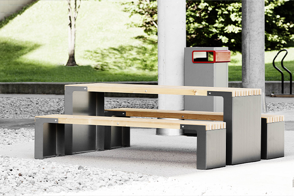 Solide utendørs- og innendørsmøbler produsert på Røros
