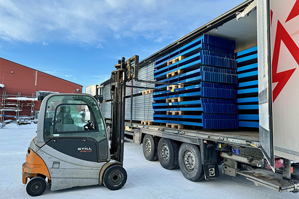 Spar penger og miljø: Kjøp brukte pallereoler, like sikkert og solid som nytt!