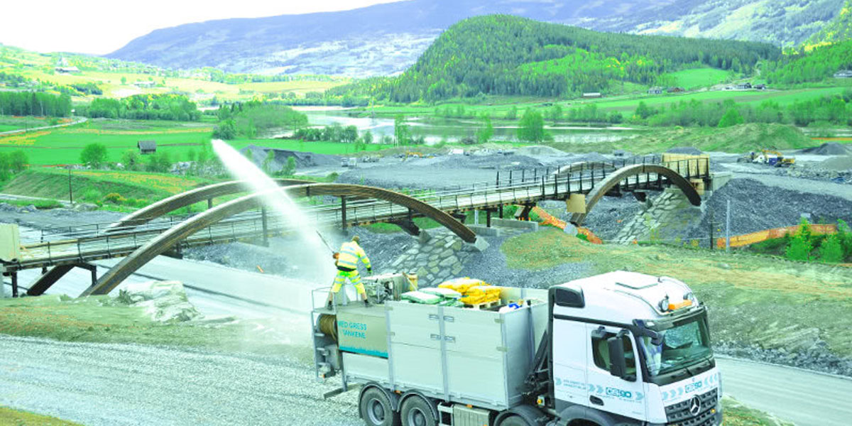 Sprøytesåing og overgjødsling av alle typer arealer!